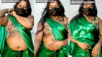 Indian Mature Bhabhi Hot Big Boobs